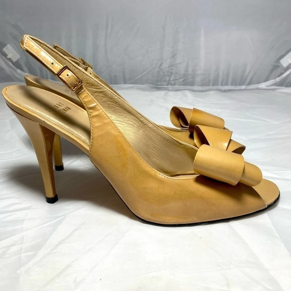 Stuart Weitzman patent leather sling back peep toe heels with bow size 9